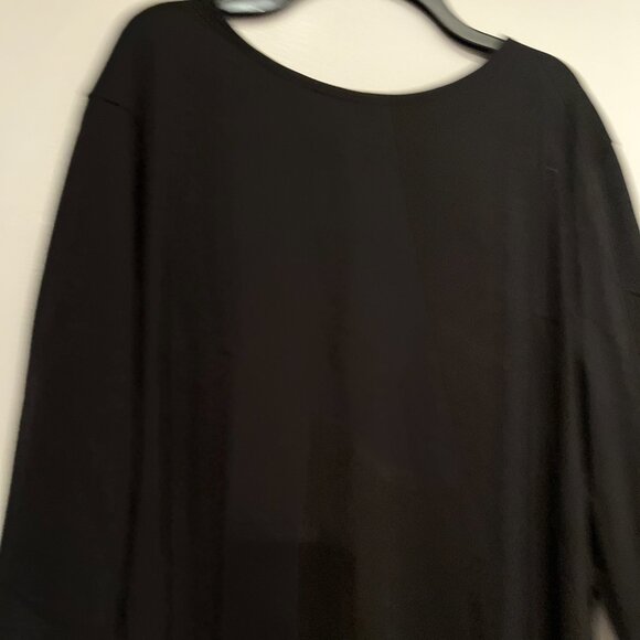 Black Top (Size Large / New Without Tags) - Picture 5 of 10